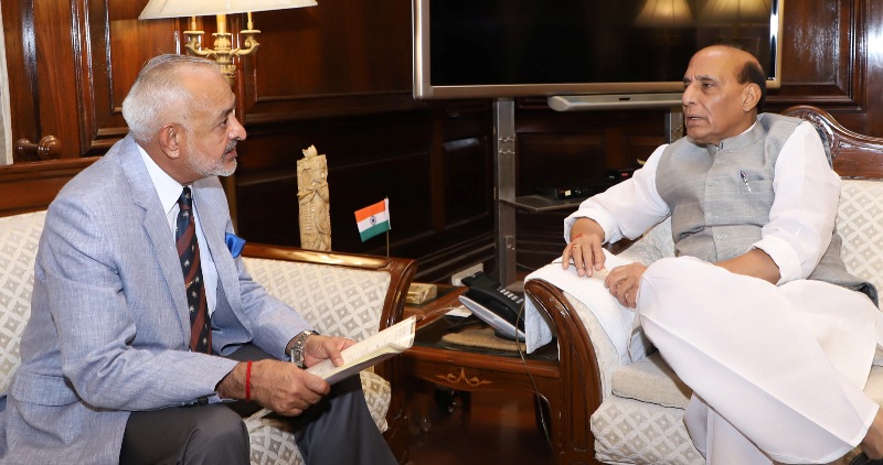 Vijay Goel calls on Rajnath Singh