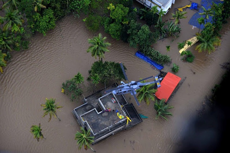 Indian Navy mounts rescue operations in flood-hit Kerala