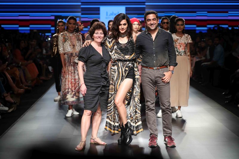 Bollywood actress Taapsee Pannu sizzles LFW ramp