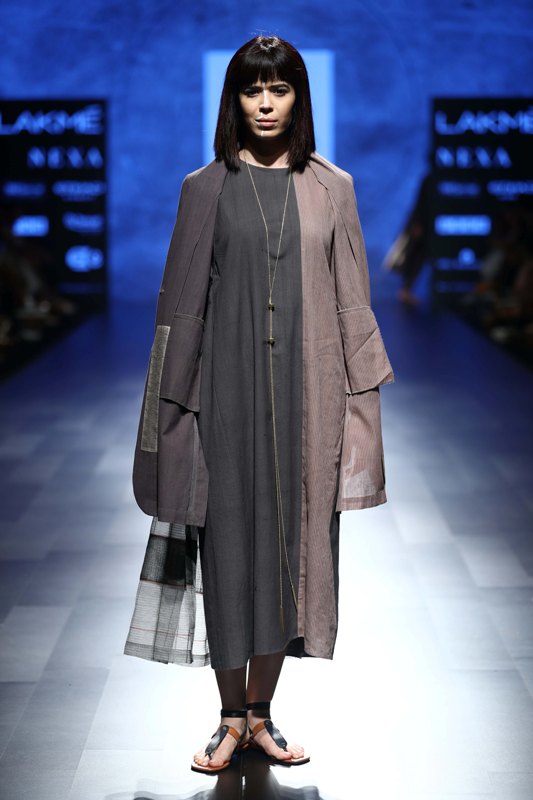 LFW: Urvashi Kaur showcases creation on Day 1