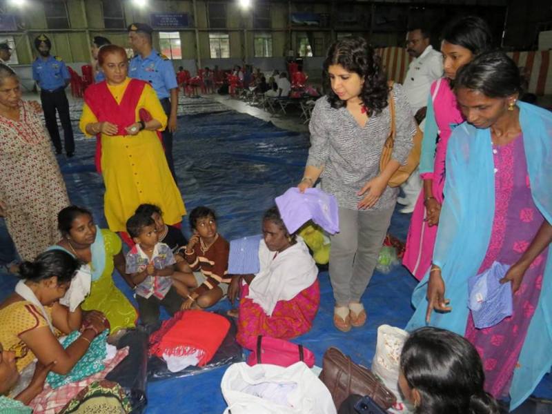 Indian Navy mounts rescue operations in flood-hit Kerala