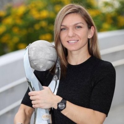 Simona Halep crashes out from US Open after first round defeat