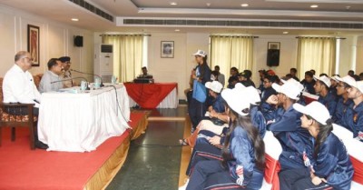 A group of 96 school children from J&K meet MoS Dr. Jitendra Singh