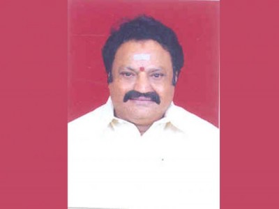 Four hospital employees sacked for taking selfie with Nandamuri Harikrishna's body