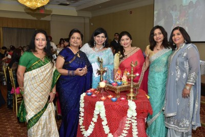 Huge crowd joins Diwali celebration in Canada's Brampton