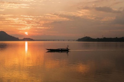 Lake formation or construction on Brahmaputra in Tibet : CWC, Assam govt fear huge damage in downstream