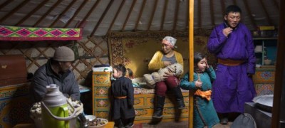 When it comes to breastfeeding, â€˜timing is everythingâ€™ in saving newborn lives â€“ UNICEF chief