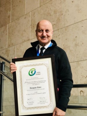 Anupam Kher conferred 'Distinguished Fellow' title at Cambridge MIT Sloan School of Management  