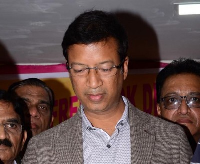 Kuchina Foundation join hands with Prabha Khaitan Foundation to distribute text books to children in Kolkata