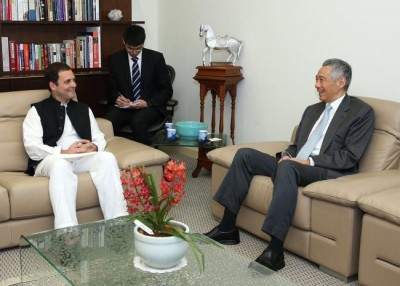 Rahul Gandhi meets Singapore's PM Lee Hsien Loong  