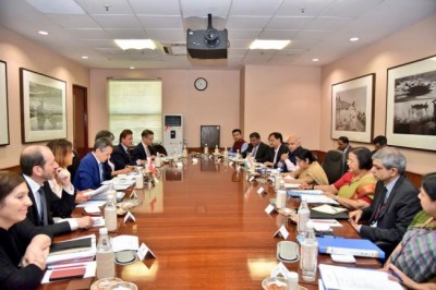 India, Switzerland discuss black money 