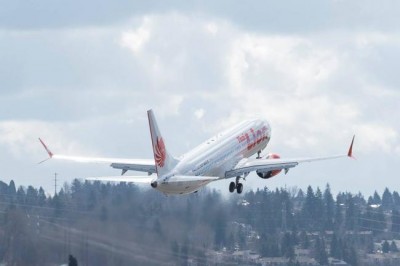 Indonesia: Lion Air Boeing 737 passenger plane crashes off Jakarta