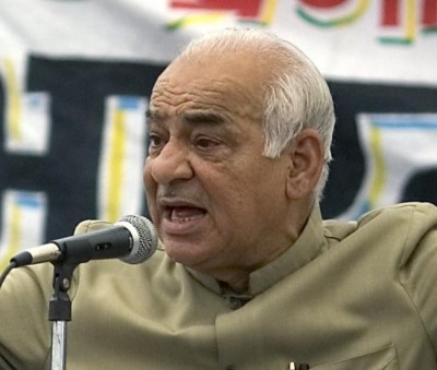 Mamata Banerjee, Naveen Patnaik condole passing away of Madan Lal Khurana