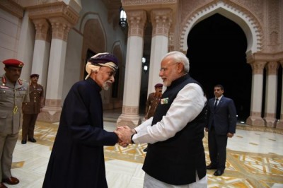 Narendra Modi meets Sultan Qaboos of Oman  