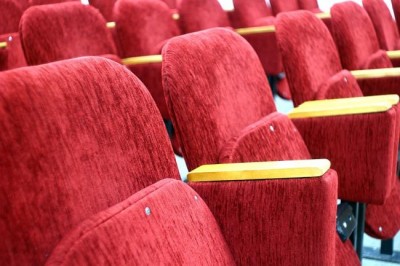 Maharashtra govt allows outside food in multiplex cinemas 
