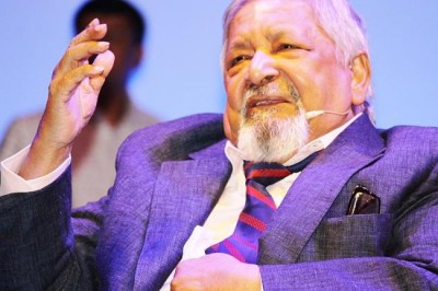 Novelist Sir VS Naipaul passes away