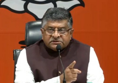 Rafale Deal: Ravi Shankar Prasad slams Rahul Gandhi over comments against Modi