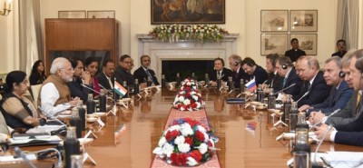 Russia to build 12 nuclar power units, signs missile systems deal with India during Vladimir Putin's visit