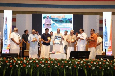 Media should create awareness among people that violence has no place in democracy: Rajnath Singh