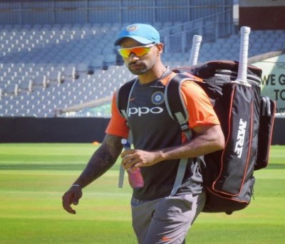 IPL: SunRisers Hyderabad trades Shikhar Dhawan to Delhi Daredevils