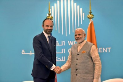 PM Narendra Modi meets his French counterpart  Edouard Philippe 