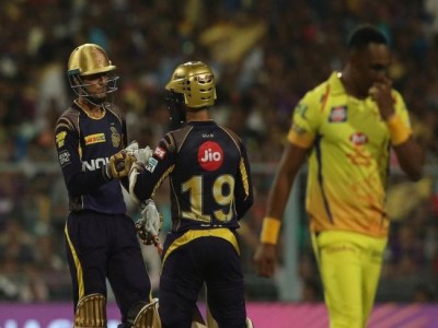 Gill, Karthik guide Kolkata Knight Riders to six-wicket victory against Chennai Super Kings