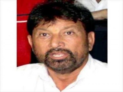 Draw a line or face Bukhari's fate: BJP leader Lal Singh warns Kashmiri journalists