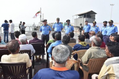 Navy rescues Indian nationals stranded in Socotra Islands for 10 days