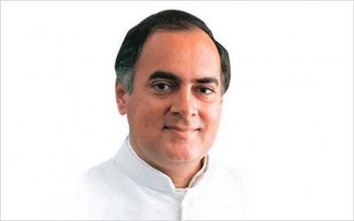 Rajiv Gandhi death anniversary: Sonia, Rahul, Priyanka pay tributes to former Prime Minister