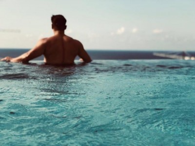 Did Salman Khan share Paani image from Bharat?