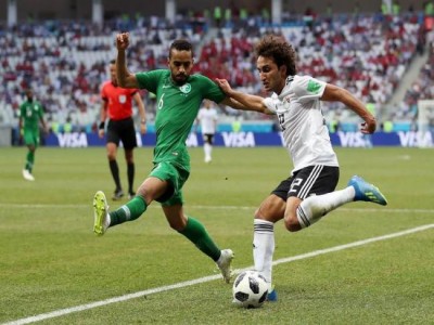 FIFA World Cup: Saudi Arabia beat Egypt 2-1