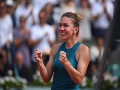 French Open 2018 final: Simona Halep beats Sloane Stephens to win maiden grand slam title