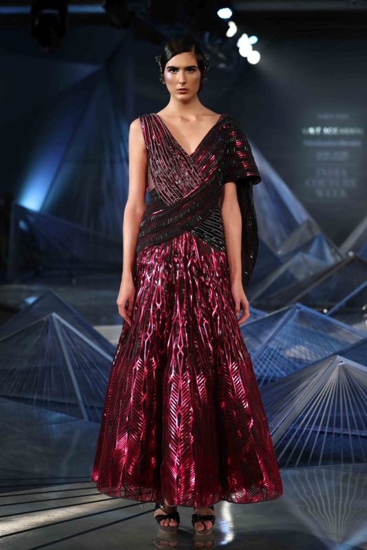 Shilpa Shetty walks for Amit Aggarwal in India Couture Week