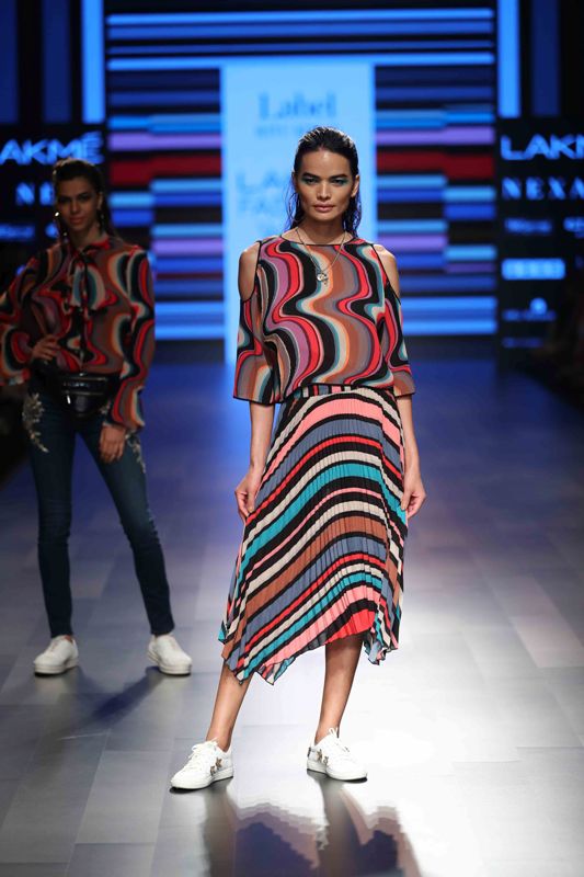 Bollywood actress Taapsee Pannu sizzles LFW ramp