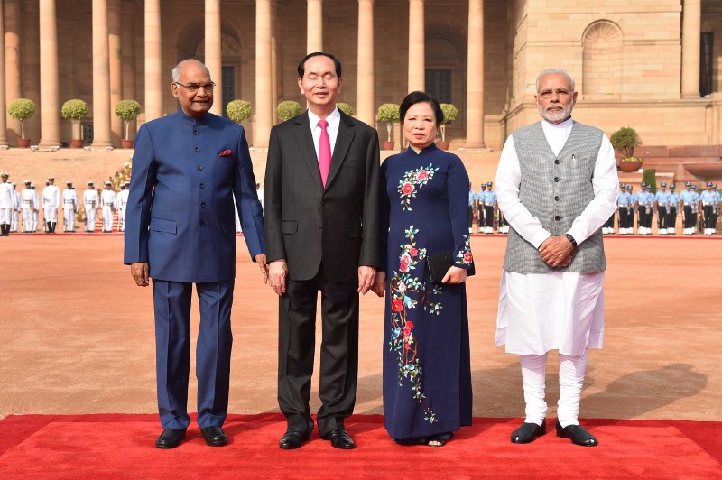 The President of  Vietnam  calls on Indian President,PM