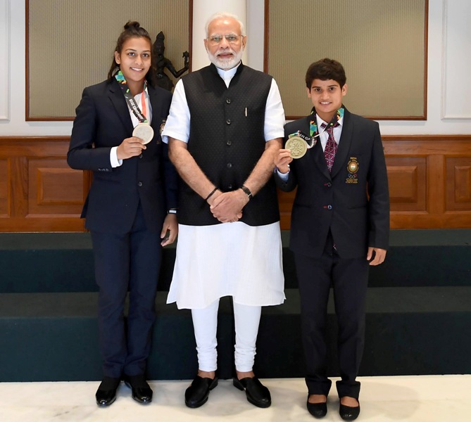 PM Modi meets Asian Games winners