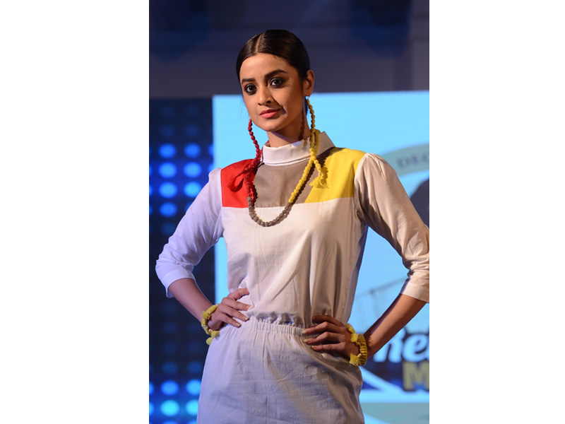Retro Metro fashion show celebrates Prosenjit Chatterjee's birthday