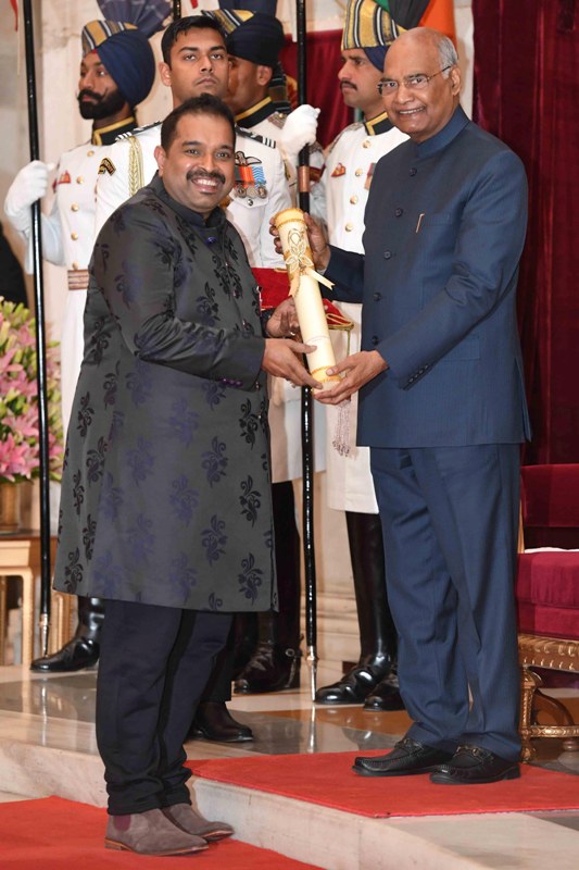 President Ram Nath Kovind presents the Padma Awards