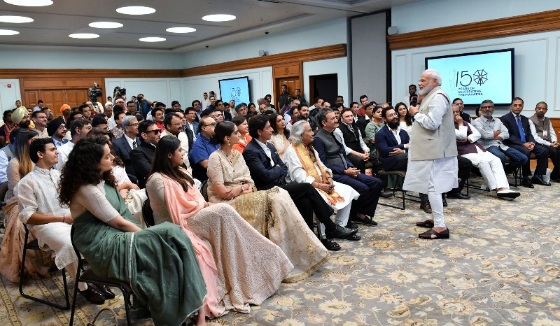 Modi's evening date with Bollywood celebrities