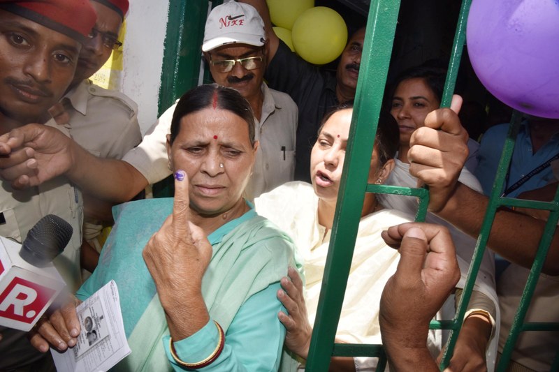 Bihar leaders vote in Final Phase of General Elections 2019