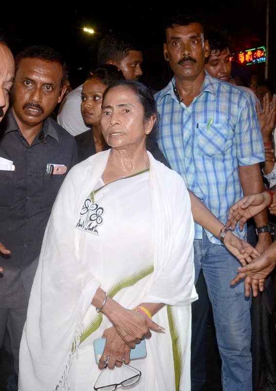 Mamata holds protest rally against Vidyasagar College violence