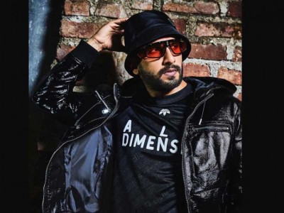 Ranveer Singh's 'jump' leaves several people hurt, netizens advice him to 'grow up'