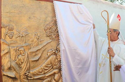 Bandel Church in West Bengal marks `World Day of the Sickâ€™ with healing prayers, mural