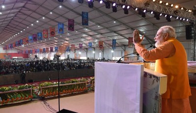 PM Modi distributes Swachh Kumbh Swachh Aabhaar awards