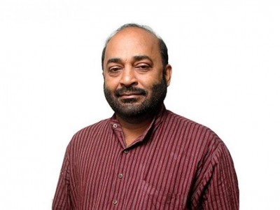 Swearing-in of new Goa CM may be after 3 pm: Vinay Tendulkar