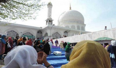 Kashmir celebrates Shab-e-Miraj