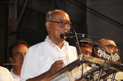 Digvijaya Singh accuses Twitter of blocking his birthday wish to Rahul Gandhi