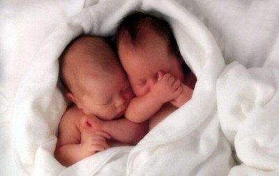 Giving birth to twins at 73, Indian woman creates medical history