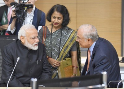 PM Modi at G7 with world leaders