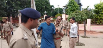 Uttar Pradesh: Congress 'padyatra' against Chinmayanand banned, leaders detained